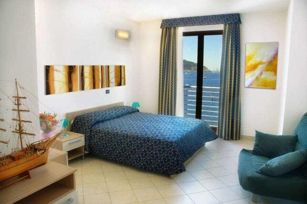 Hotel Residence Le Terrazze 2