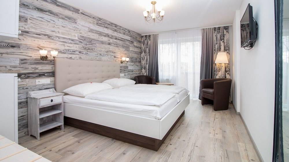 Hotel Diana Garni 1