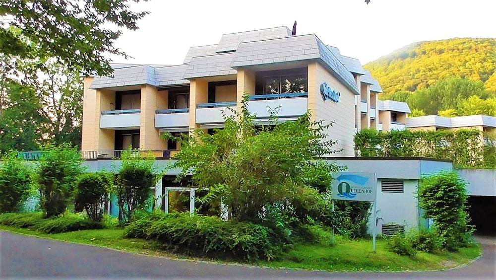 Hotel Quellenhof Bad Urach 1