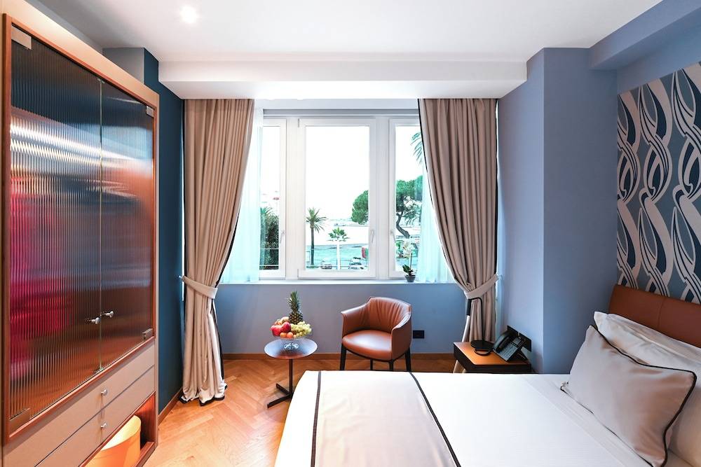 Hotel Astoria 2