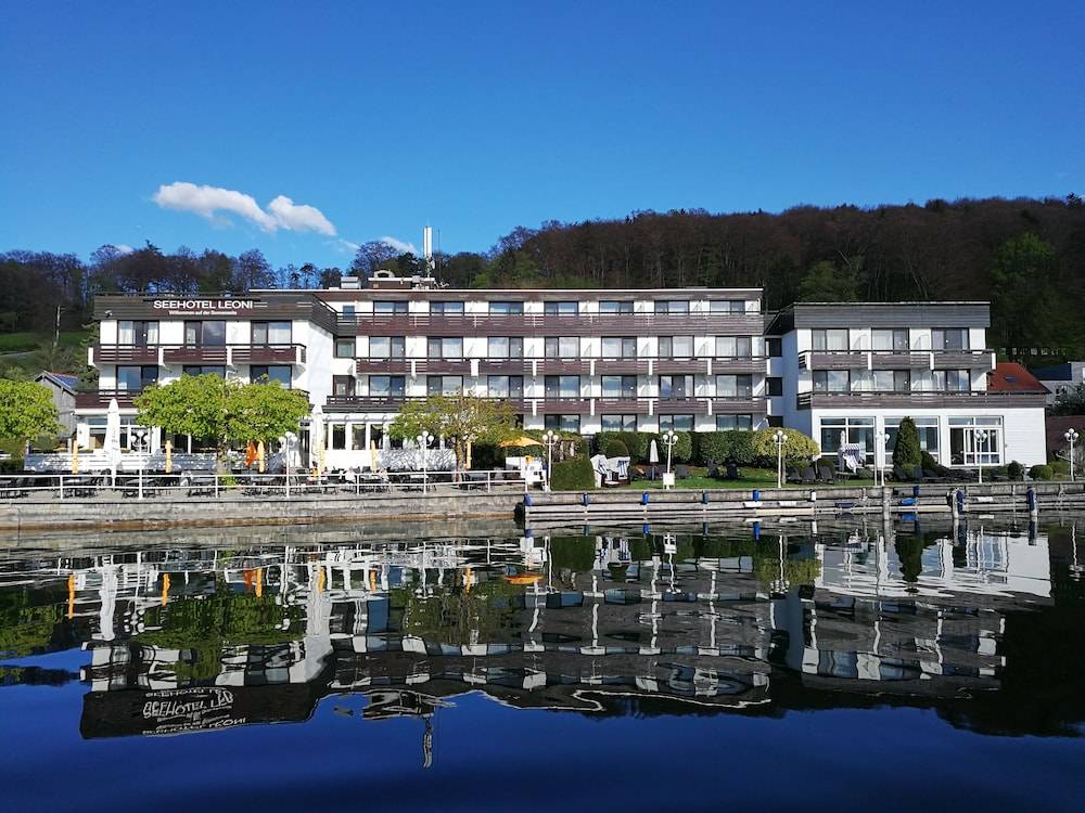 Seehotel Leoni 1