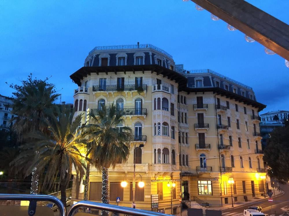 Lolli Palace Hotel 1
