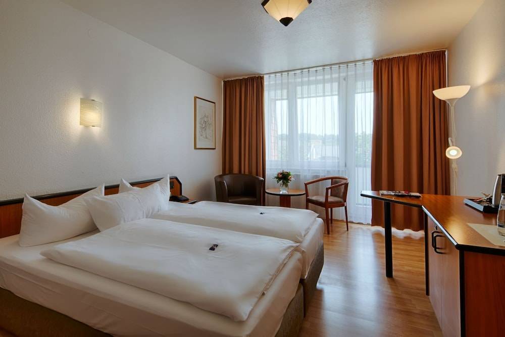 Comfort Hotel Bernau 2