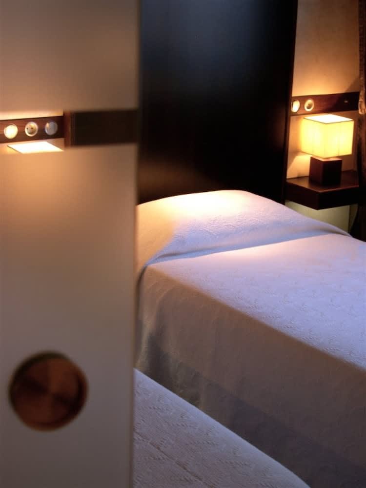 Cors'Hotel 2