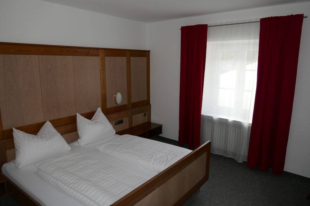 Bayerischer Hof 2