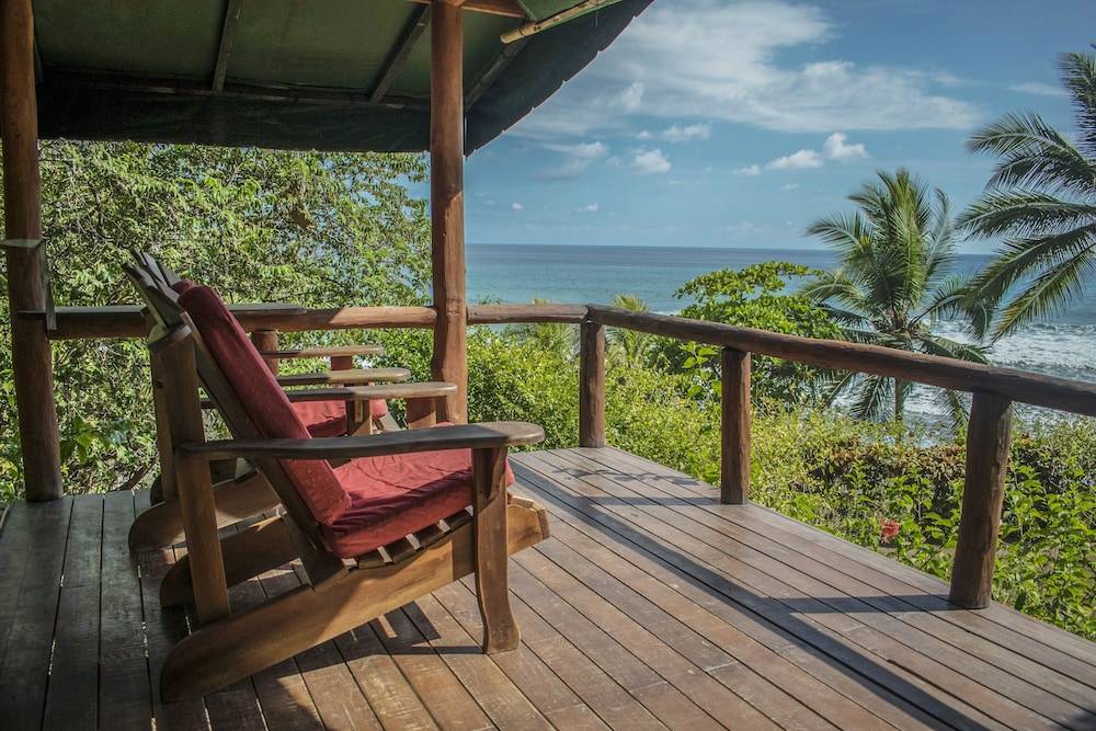La Leona Eco Lodge 1