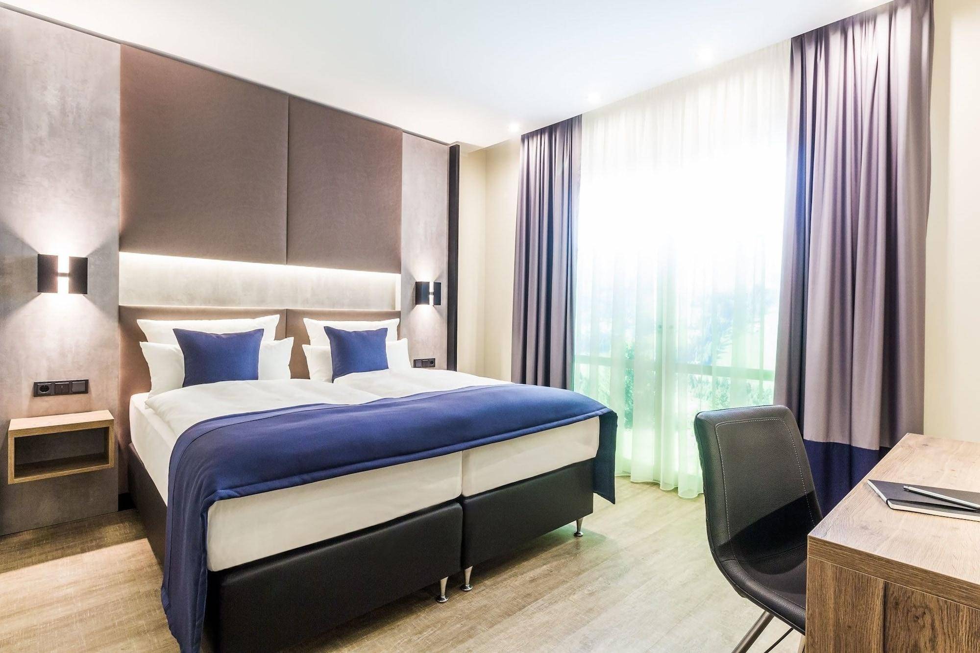 SKY Hotel Cloppenburg 1