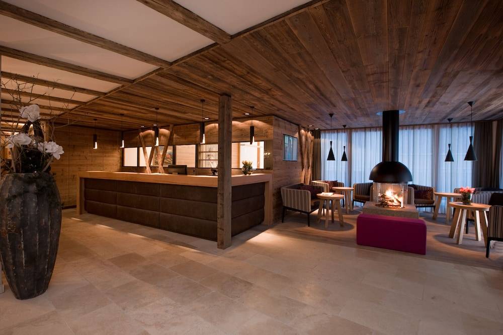 Hotel Walliserstube 2