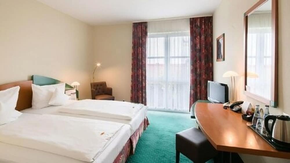Highway Hotel Dasing-Augsburg, ehemals Trip Inn Hotel Dasing 2