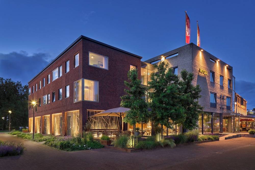 Hotel Restaurant Grandcafé 't Voorhuys 1