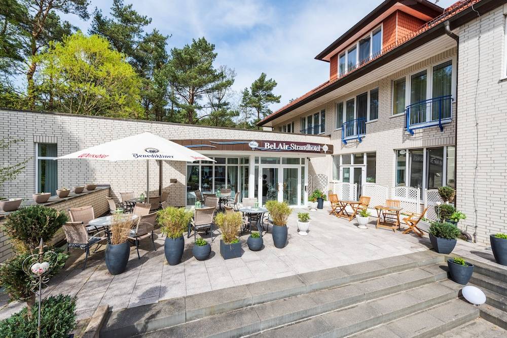 Bel Air Strandhotel Glowe 1