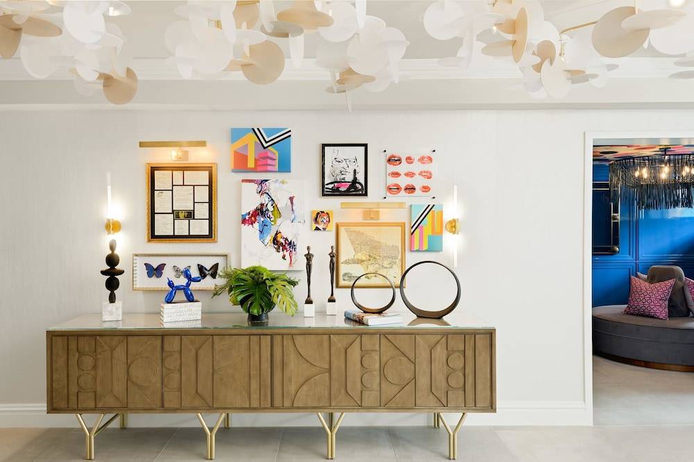Le Parc at Melrose 1