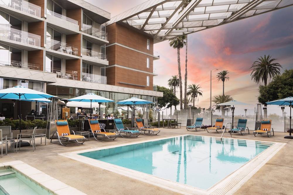 Shore Hotel 1