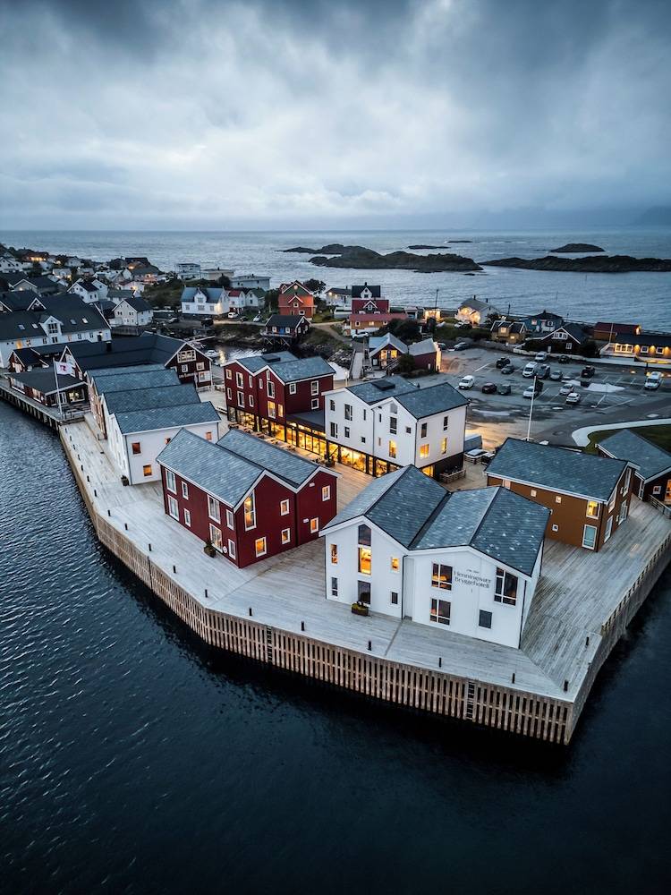 Henningsvær Bryggehotell - by Classic Norway Hotels 1