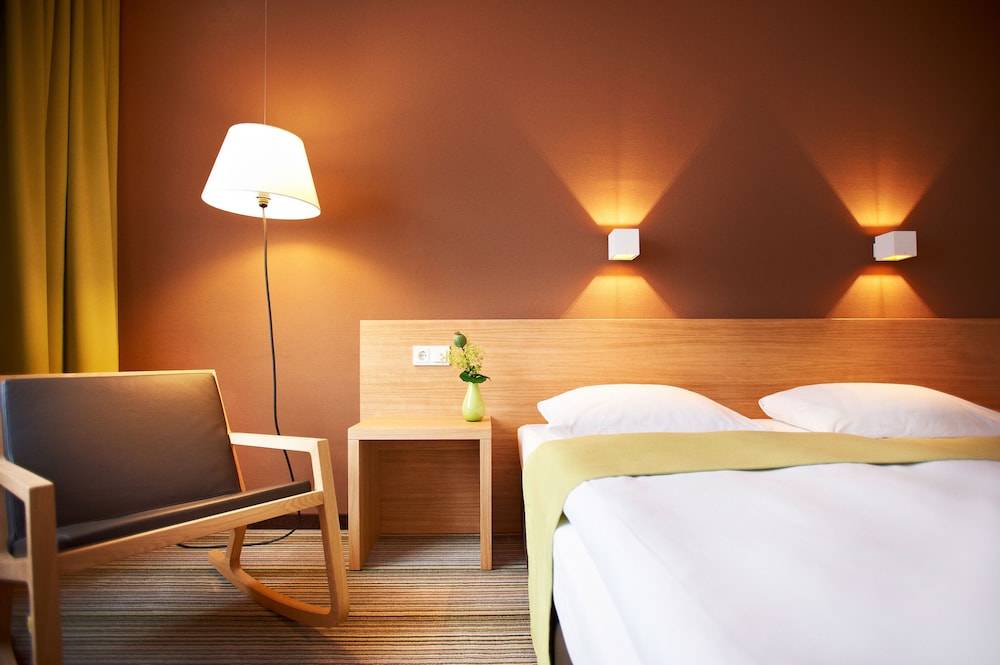 Hotel Zugbrücke Grenzau GmbH 2
