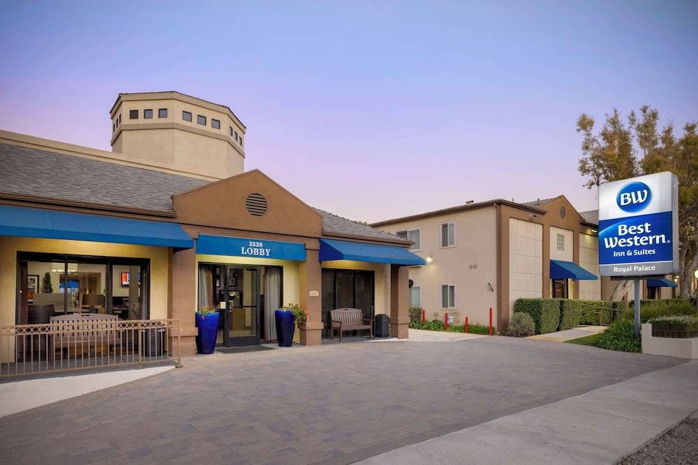 Best Western Royal Palace Inn & Suites 1