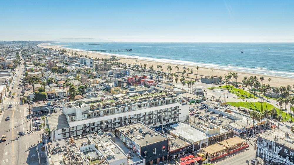 Hotel Erwin Venice Beach 1