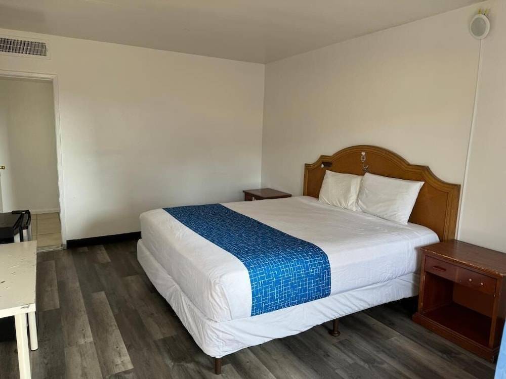 City Center Hotel Downtown Los Angeles 2