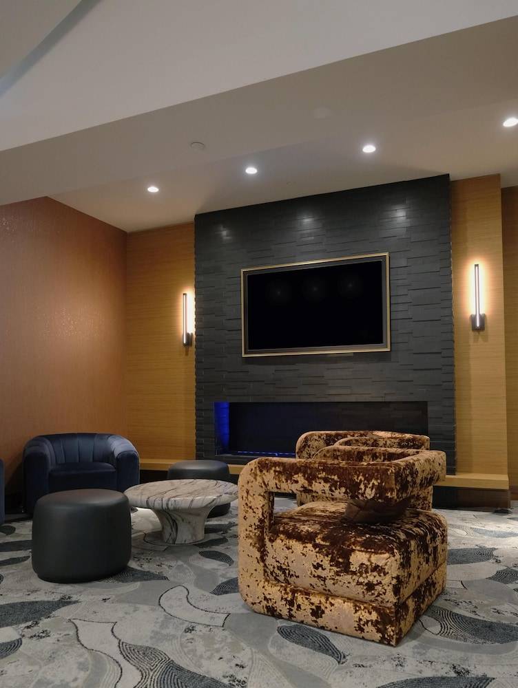 Hyatt Regency Los Angeles International Airport 2
