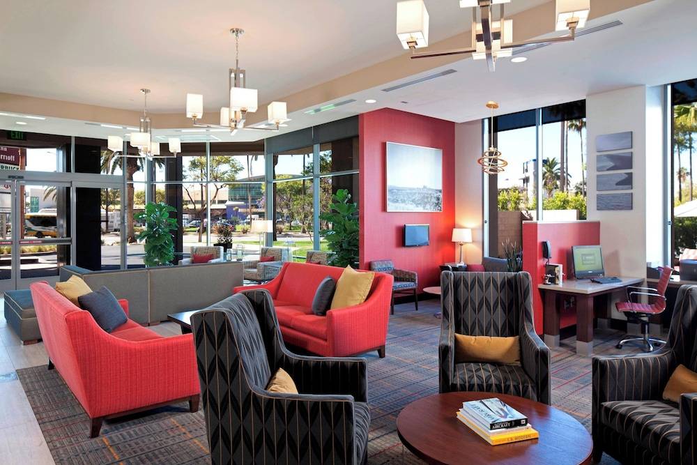Residence Inn by Marriott Los Angeles LAX/Century Boulevard 2