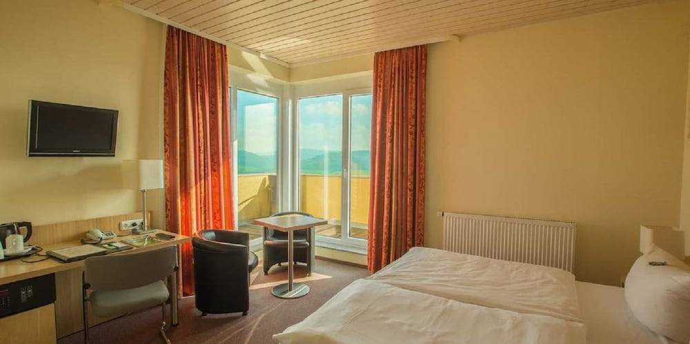 Landhotel Klingerhof 1