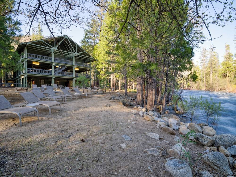 Cedar Grove Lodge 1