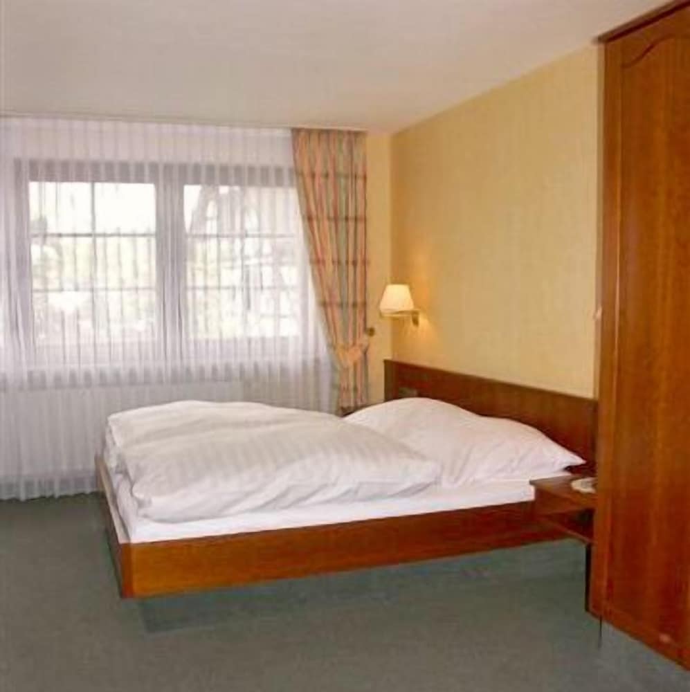 Hotel-Restaurant Weinhaus Grebel 2