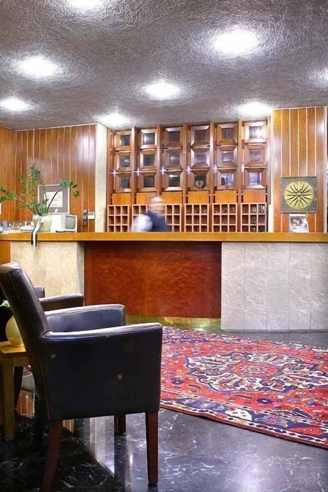 Hotel Samaras 2