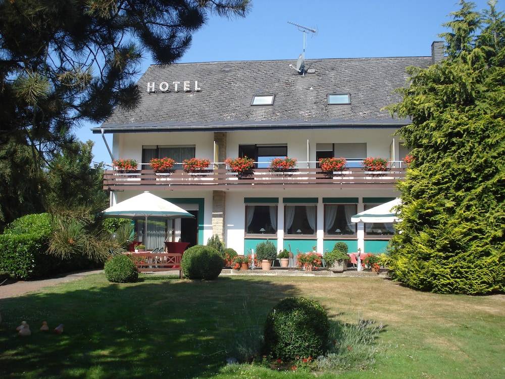 Eifel Hotel Lamberty 1