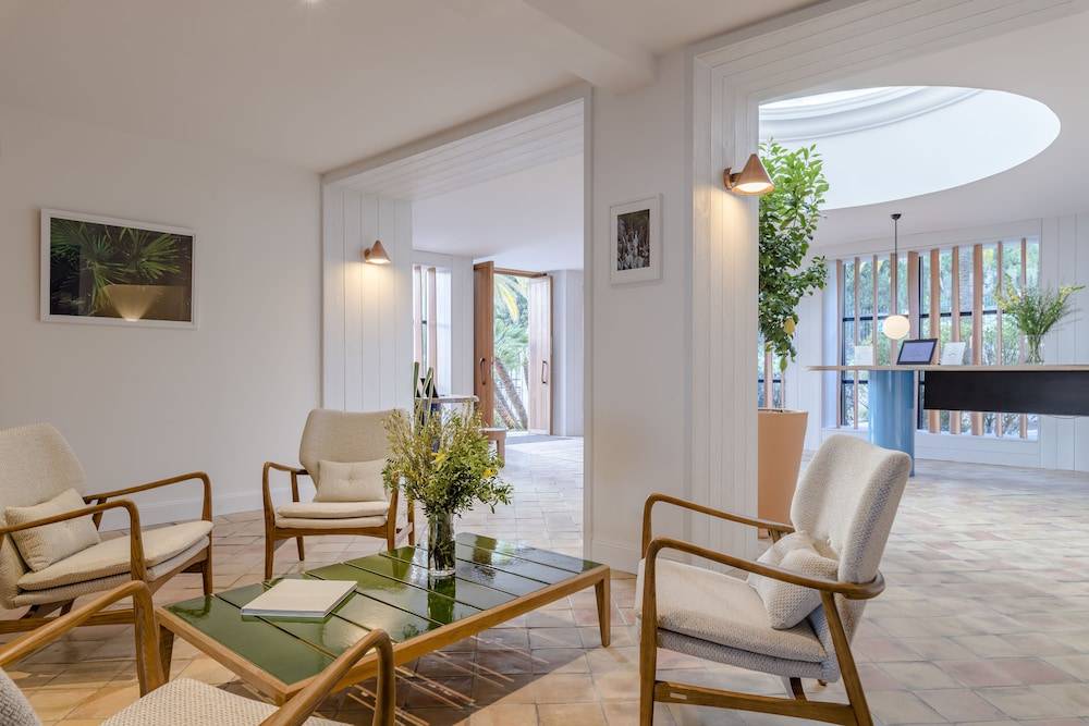 Hôtel Le Bailli De Suffren 2
