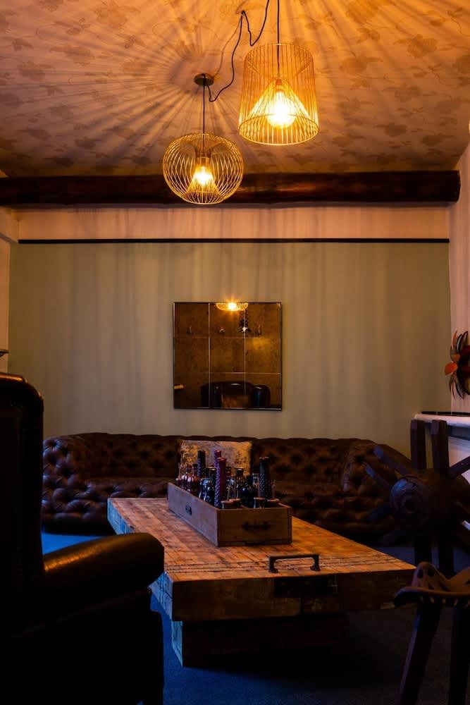 Elan Hotel 2