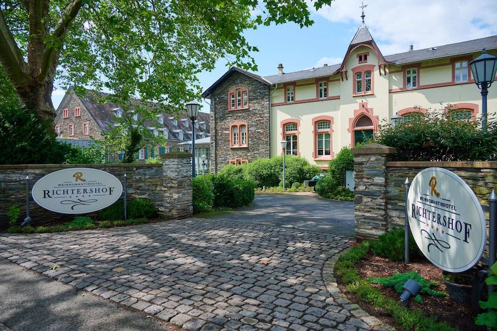 Weinromantikhotel - Richtershof 1