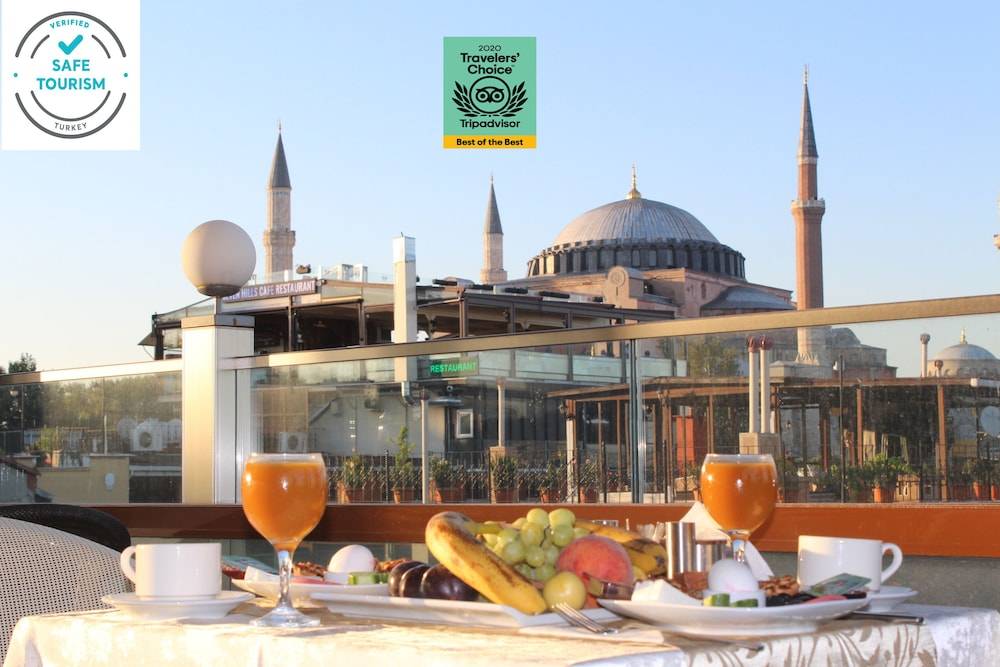 Nayla Palace Hotel 1