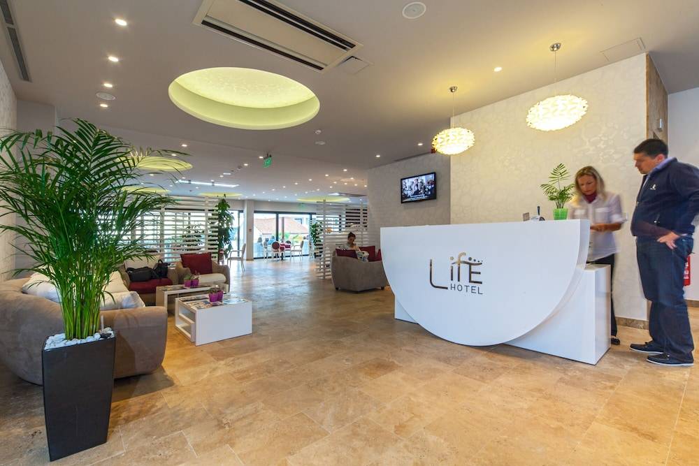 Boutique Hotel Life, Sea, Wellness & SPA 2