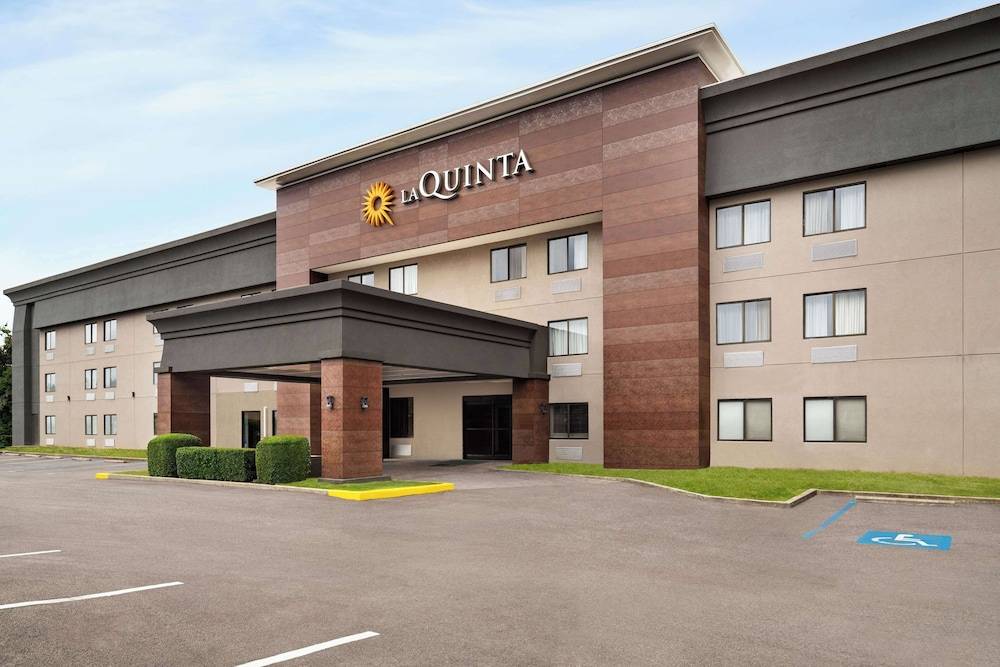 La Quinta Inn Birmingham - Inverness 1
