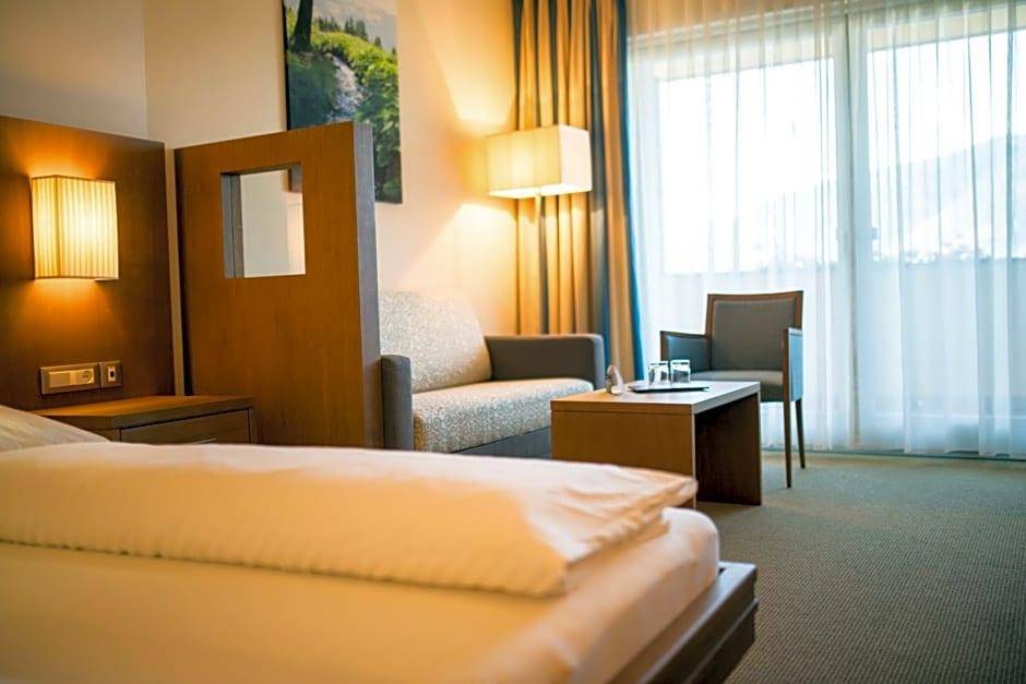Hilburger Hotel 2