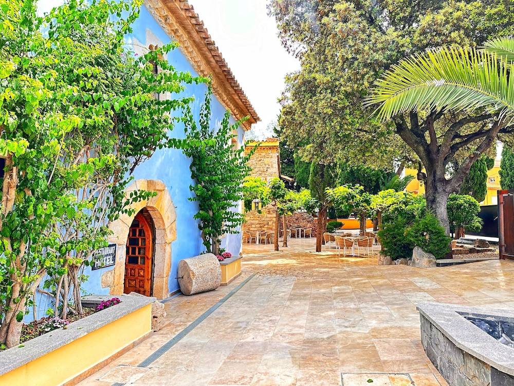 Boutique Hotel Comtal Empuries 1