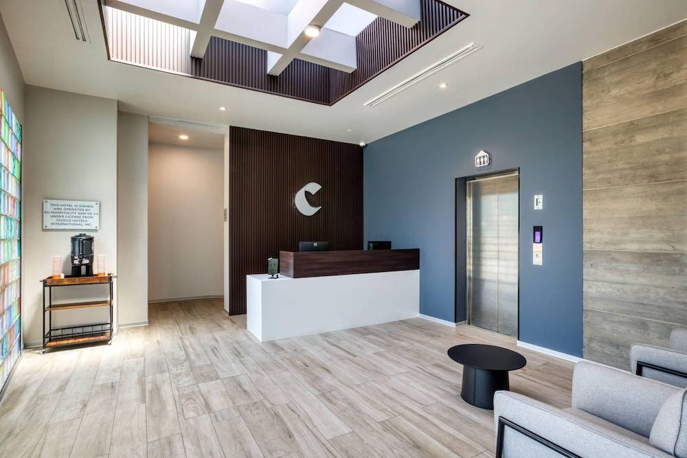 Comfort Suites Tijuana 1