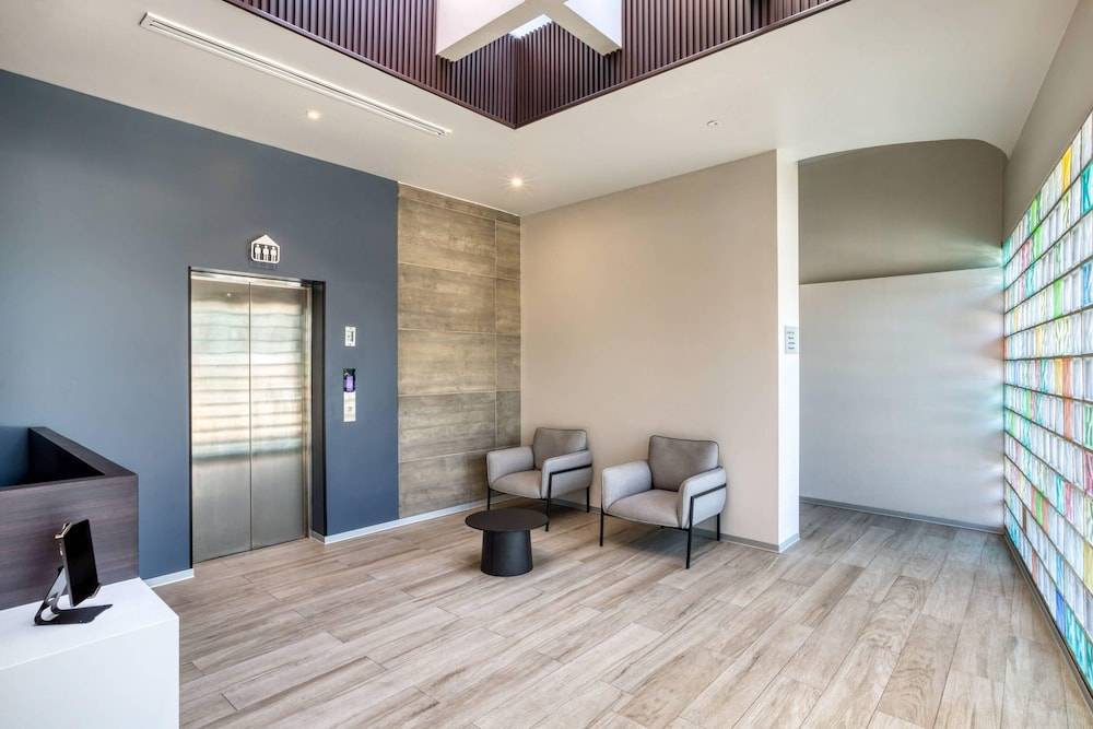 Comfort Suites Tijuana 2