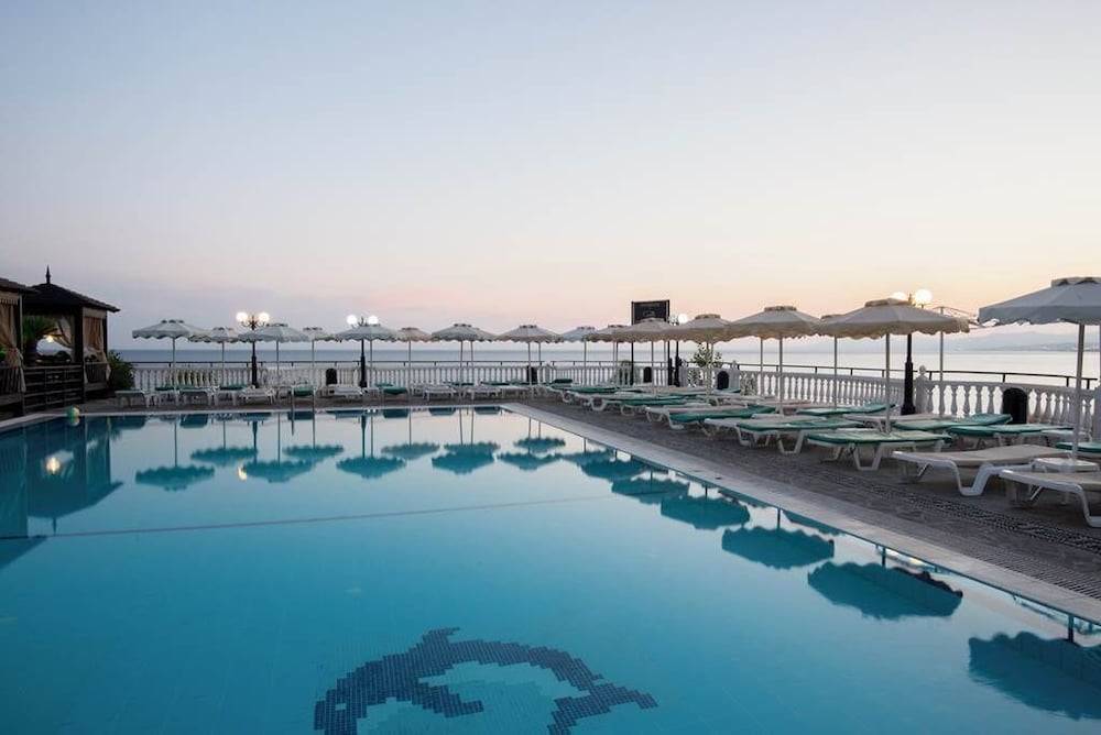 Coralli Beachfront 1