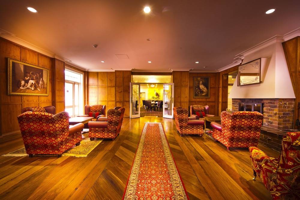 Mercure Canberra 1