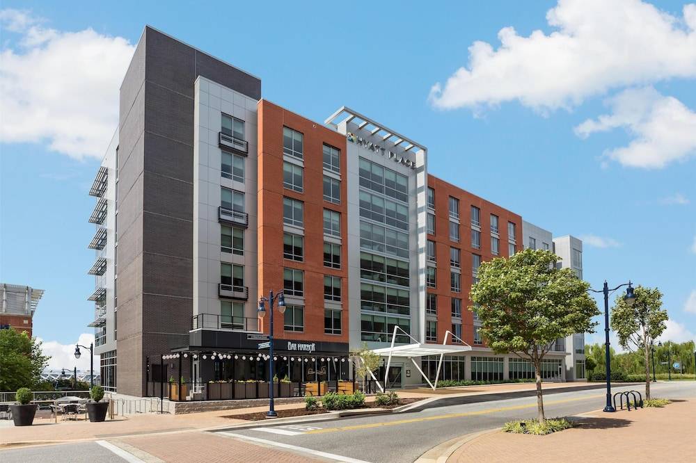 Hyatt Place National Harbor 1