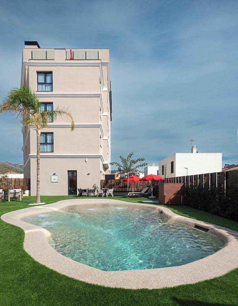 Sercotel Plana Suites 1