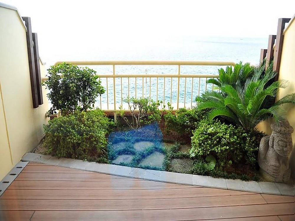 Ramada Plaza by Wyndham Jeju Ocean Front 1