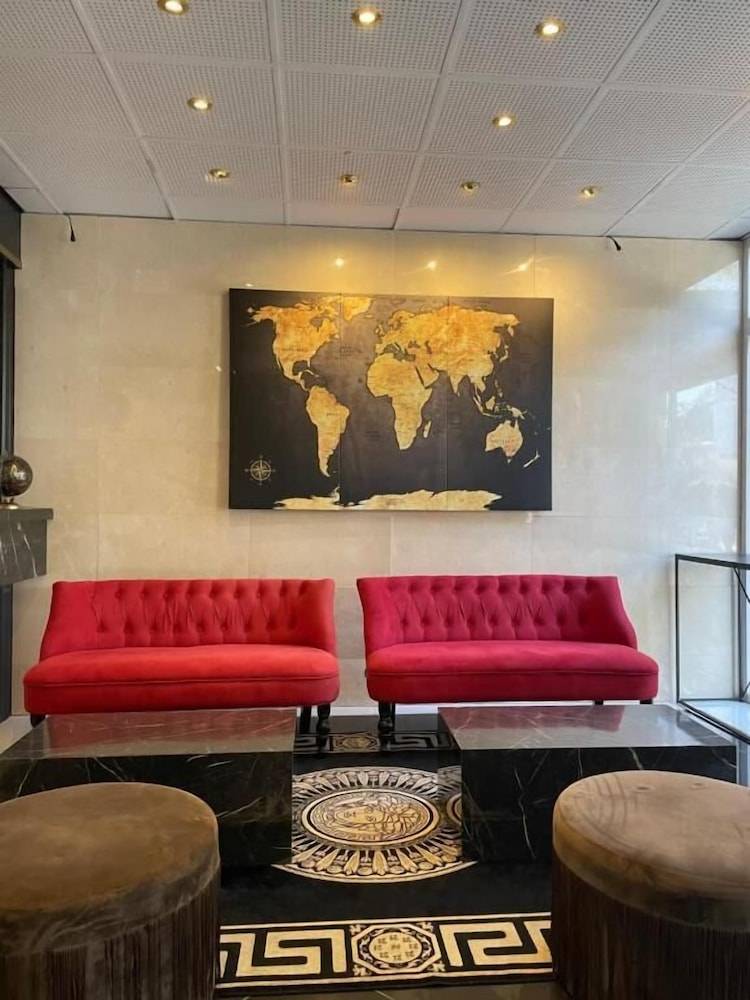 Appart'hôtel Le Trianon 2