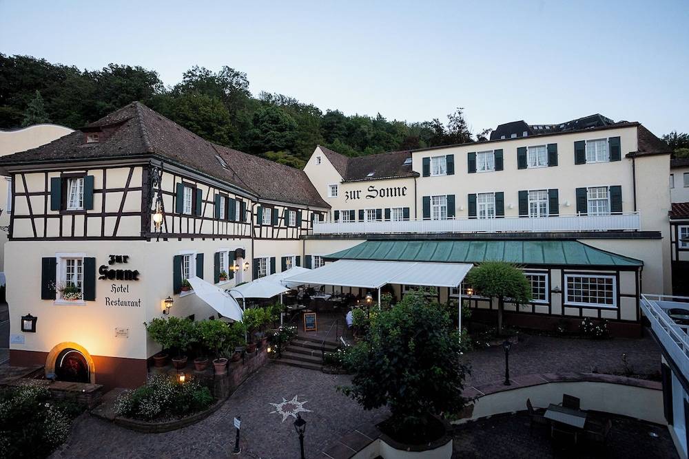 Romantik Hotel zur Sonne 1