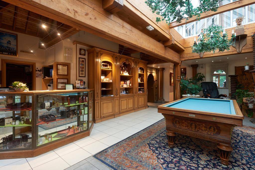 Hotel et Spa Le Lion d'Or 2