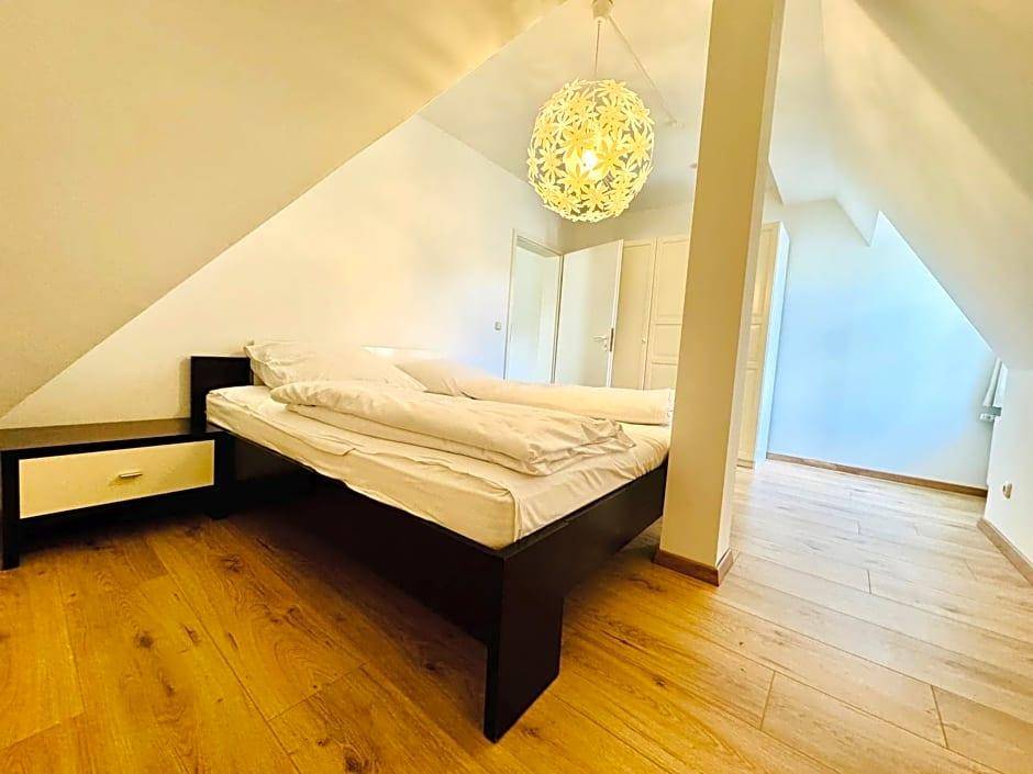 Hotel Gautinger Hof - Ruhig im Fünf-Seen-Land nahe S-Bahn und München 1