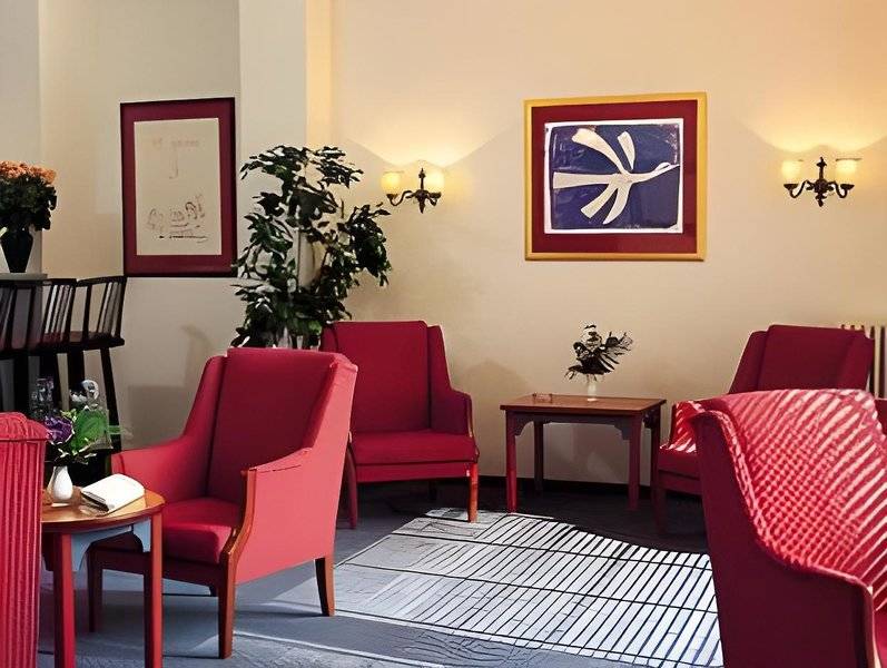 Hotel Am Goldenen Strauss 2