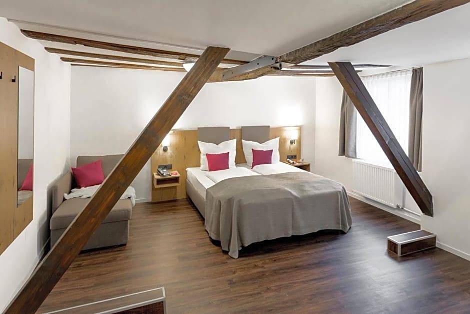 Hotel & Restaurant Lamm 2